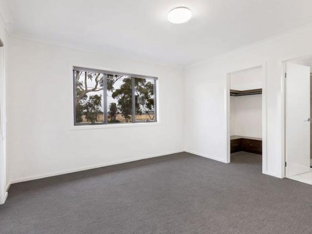 Townhouse for rent in Camerons Creek, Victoria