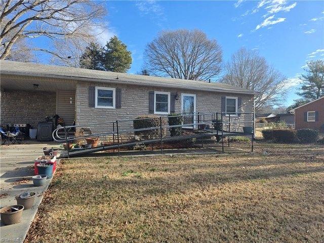 House for sale in Mocksville, North Carolina