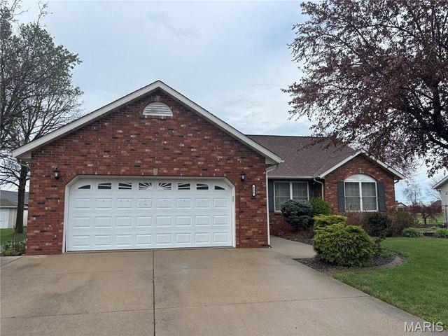 House for sale in Clinton, Illinois