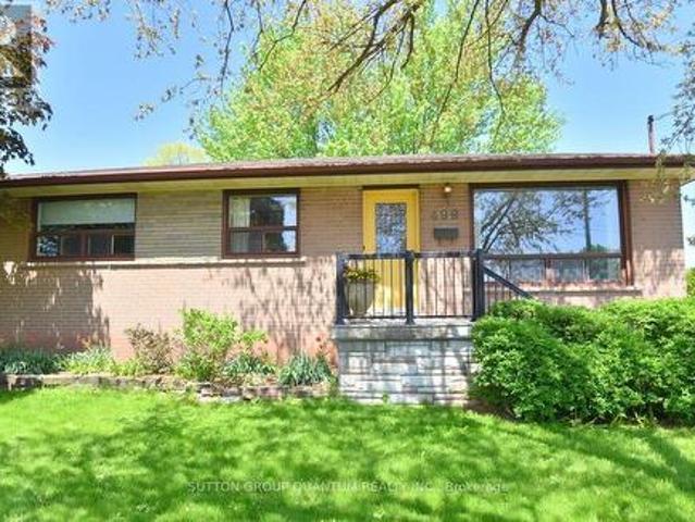 House for sale in Oakville, Ontario