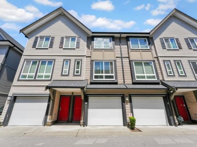 Townhouse for sale in Sullivan, Surrey