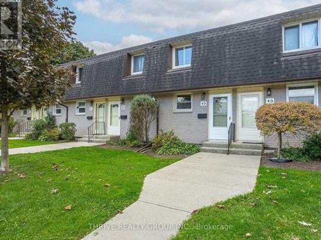 Townhouse for rent in Arva, Ontario