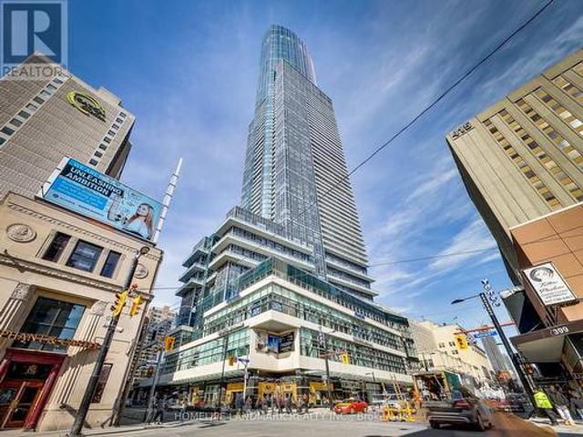Commercial for rent in Toronto