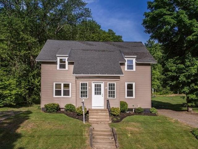 House for sale in Gilbertville, Hardwick