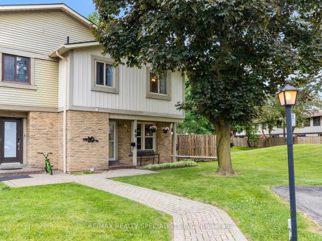 Condo for sale in Woburn, Ontario