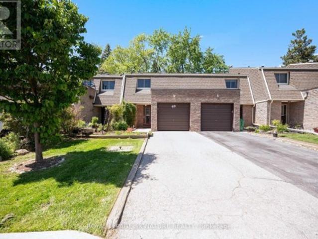 Townhouse for sale in Mississauga, Ontario
