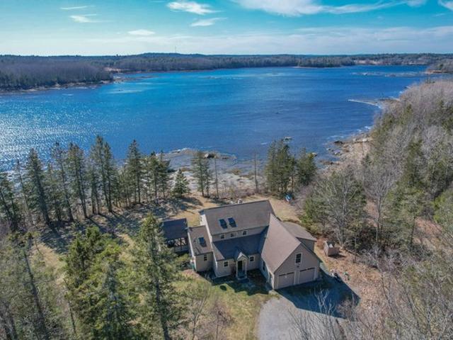 House for sale in Penobscot, Maine