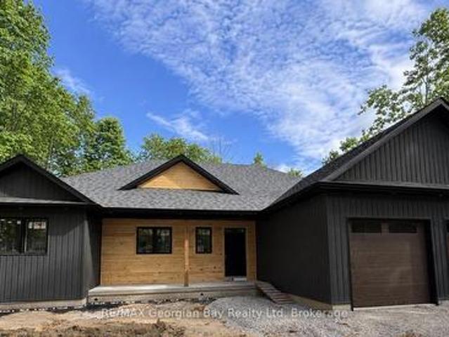 House for sale in Tiny, Ontario
