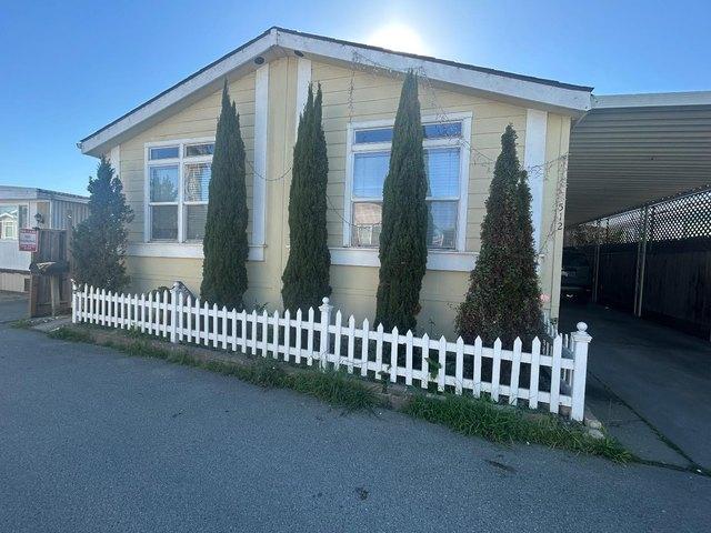House for sale in Freedom, California