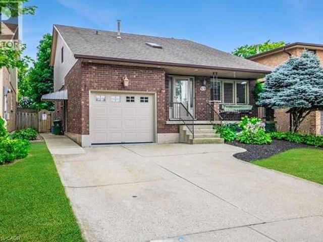 House for sale in Ancaster, Ontario