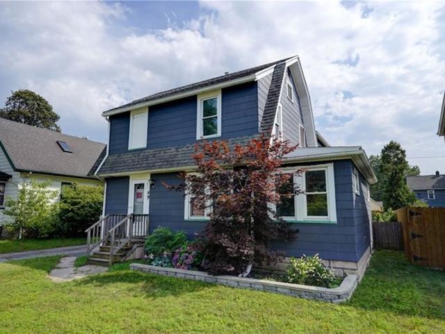 House for sale in Oak Hill, New York