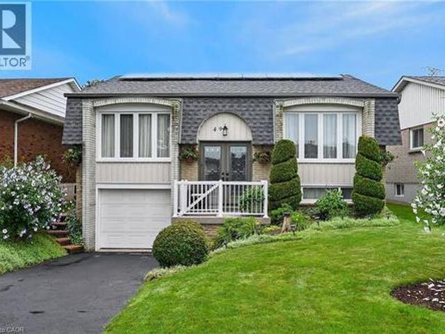 House for sale in Ancaster, Ontario