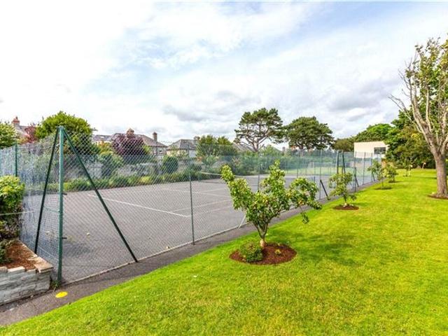 Detached House for sale in Booterstown, North Tipperary