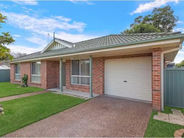 House for rent in Lake Haven, Central Coast Council