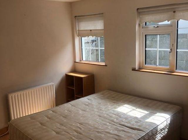 House to rent in Loughlinstown