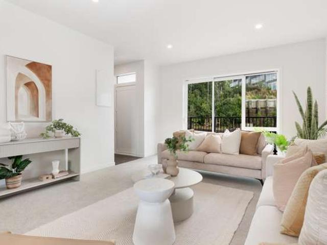 Townhouse for sale in Papakaio, Wellington