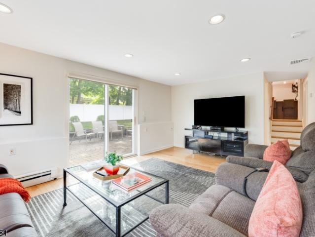 House for sale in Springfield, New Jersey