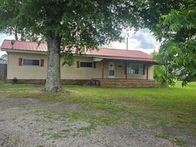 House for sale in Vinemont, Alabama