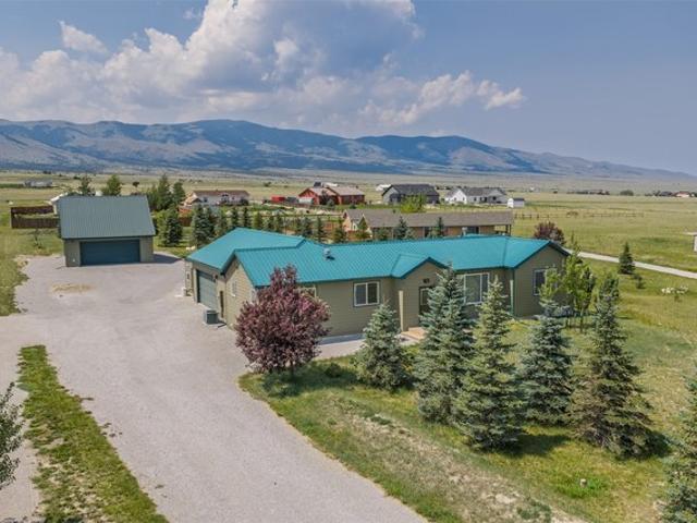 House for sale in Broadwater, Montana