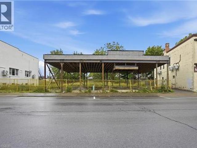 Commercial for sale in Niagara, Ontario