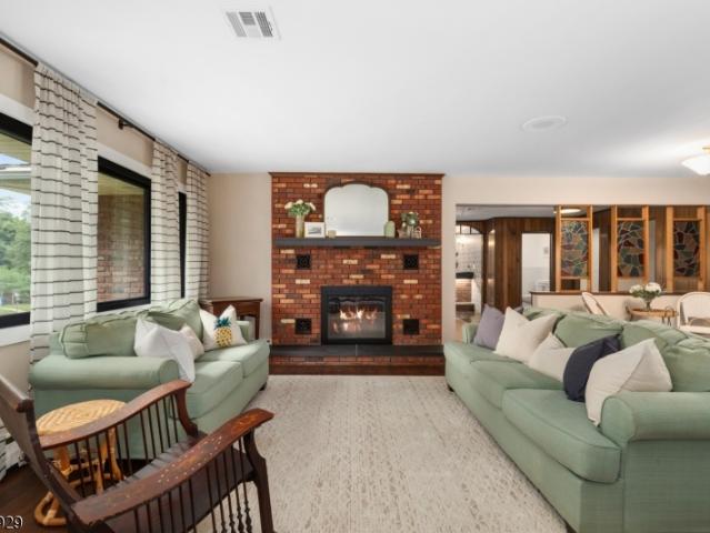 House for sale in Oakland, New Jersey