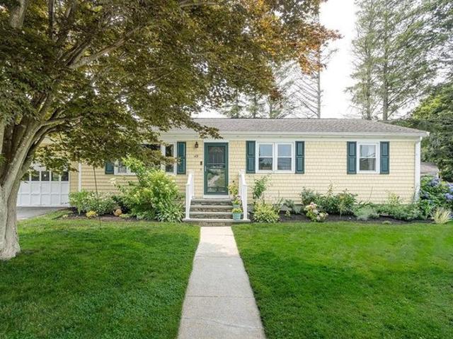 House for sale in Portsmouth, Rhode Island