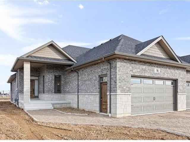 House for sale in Kingsville, Ontario