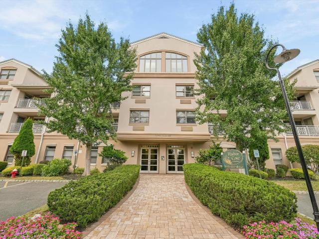 Condo for sale in Village of Piermont, Rockland County