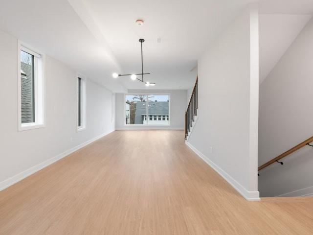 Apartment for rent in Mulhurst Bay, Ontario