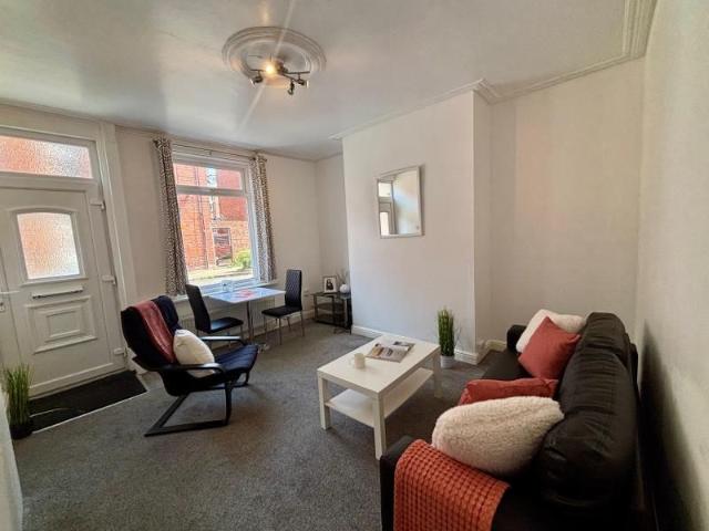House for rent in Hyde Park, Leeds