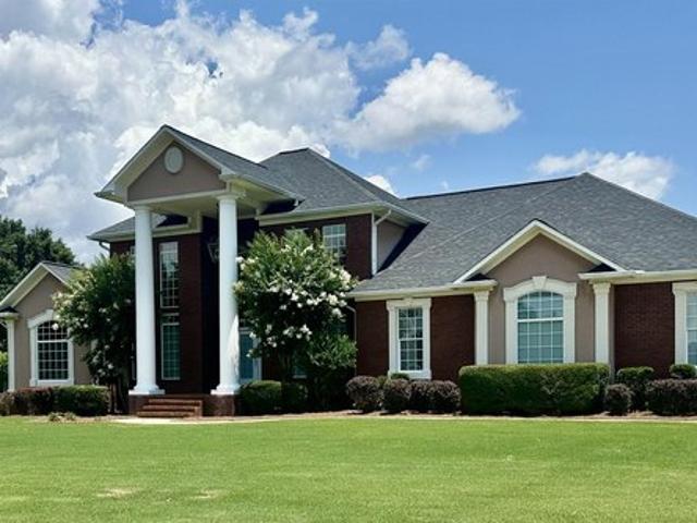 House for sale in Oxford, Calhoun County