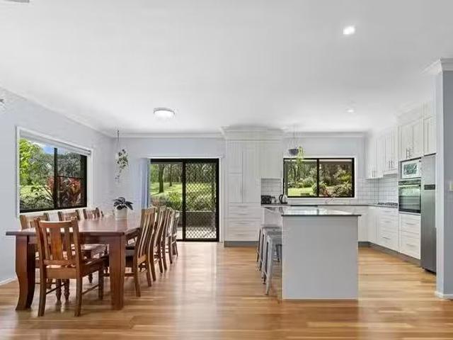 House for rent in Yarra