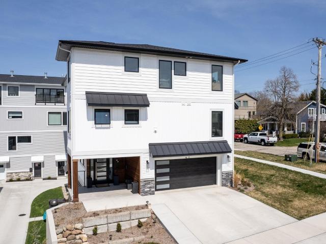 House for sale in Grand Haven, Ottawa County