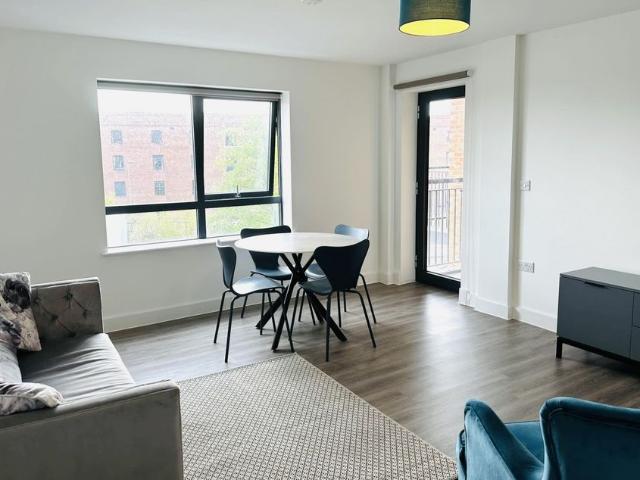 Apartment for rent in Chinatown, Calderstones