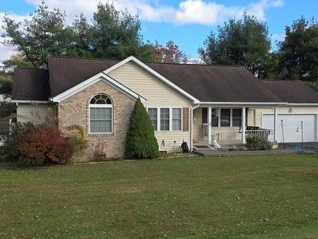 House for sale in Kincaid, West Virginia