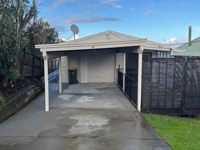 House for rent in Helensville, Rodney