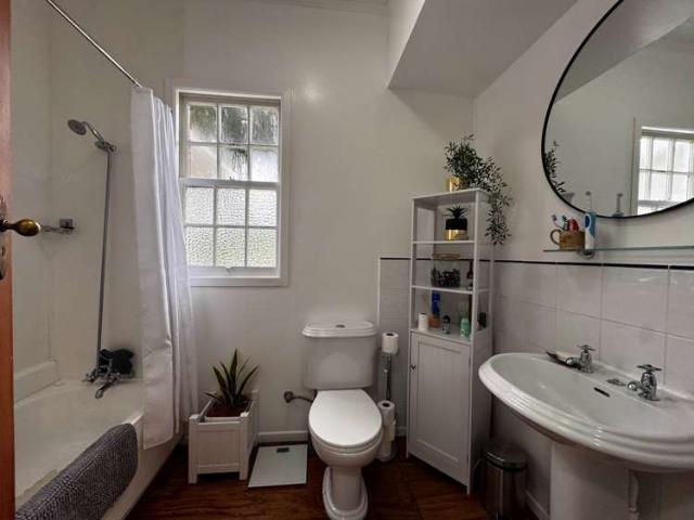 House for rent in Oratia