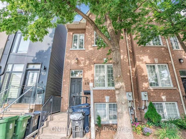 Townhouse for rent in Woburn, Ontario