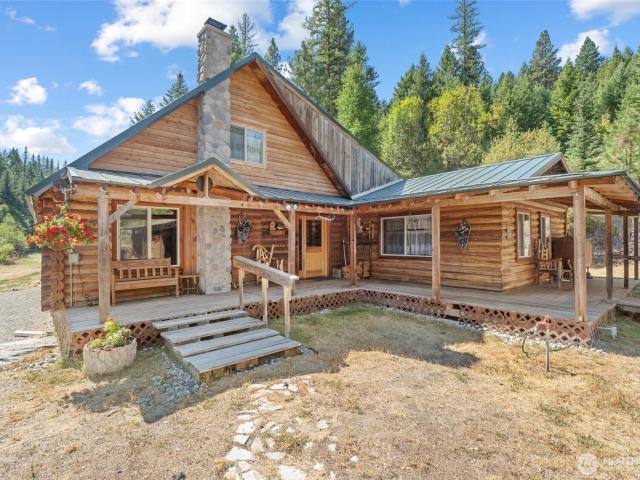 House for sale in Republic, Washington