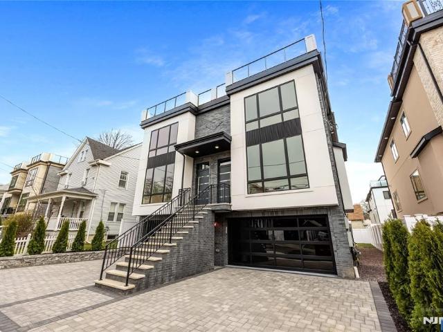 Property for sale in Cliffside Park, New Jersey