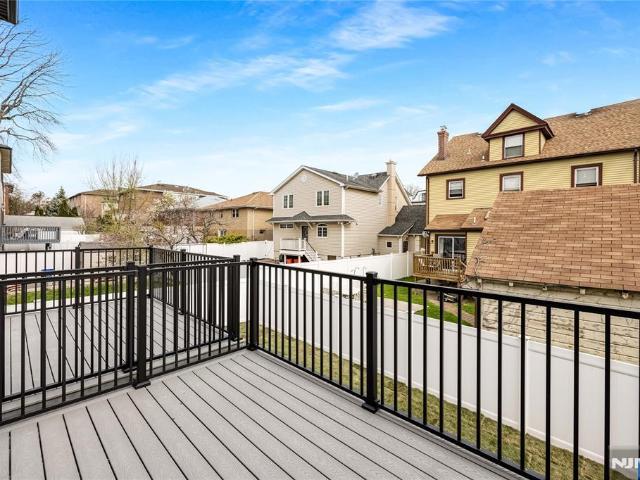 Condo for sale in Cliffside Park, New Jersey