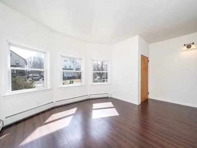 Property for rent in Lyndhurst, New Jersey