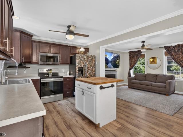 House for sale in Glenwood, New Jersey