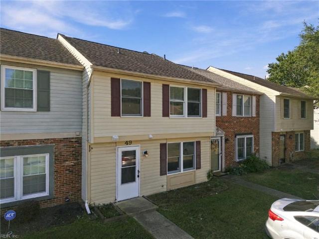 Townhouse for sale in Magruder Commons, Hampton