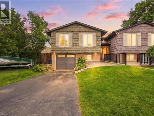 House for sale in Ancaster, Ontario