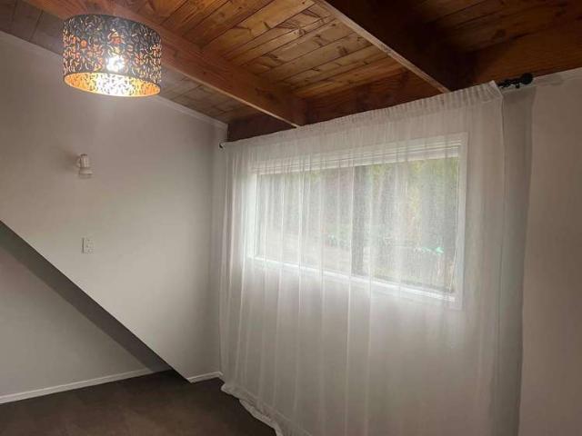 House for rent in Whangaparaoa