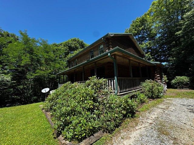 House for sale in Avery, North Carolina