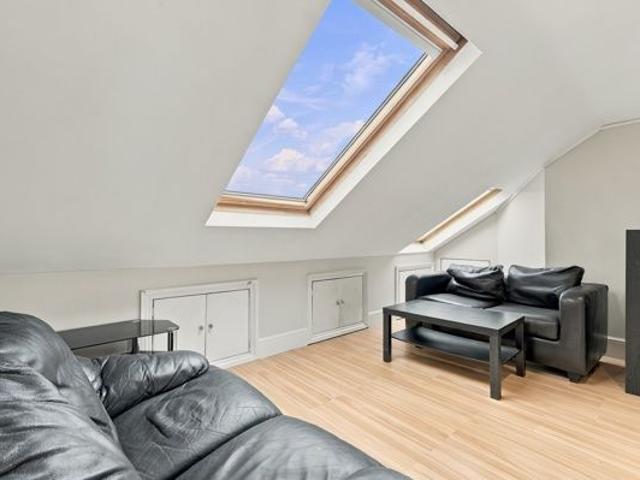 House for rent in Upper Tooting, Greater London