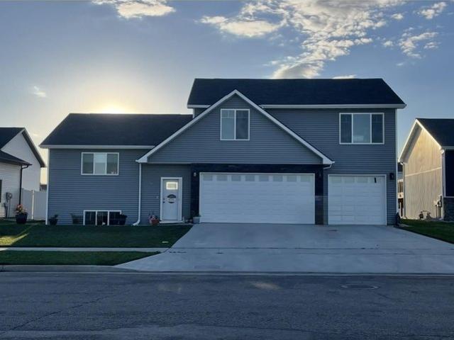 House for sale in Minot, North Dakota