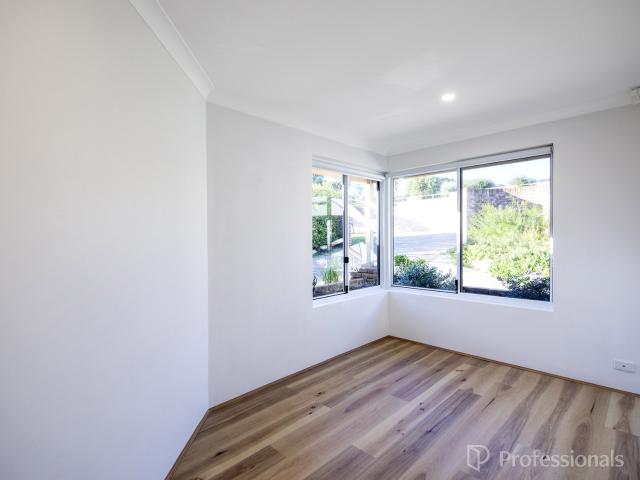 Apartment for rent in Kallaroo, Western Australia